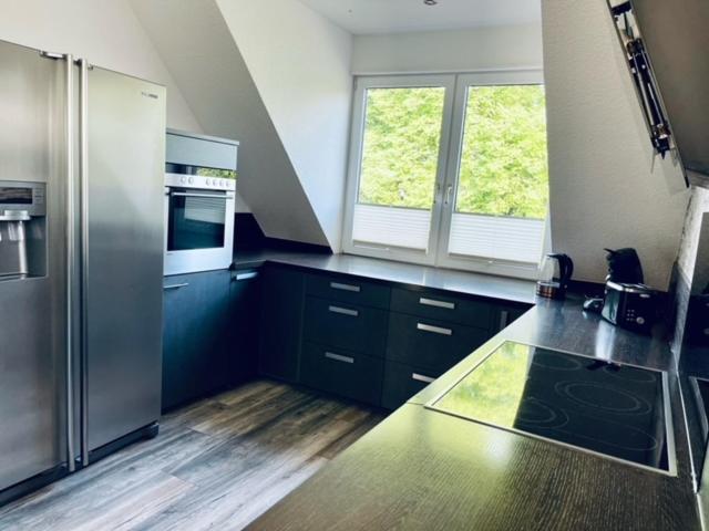 Apartment 160Qm 5 Schlafzimmer 1 Wohnzimmer Terrasse Und Balkon Wilhelmshaven Bagian luar foto