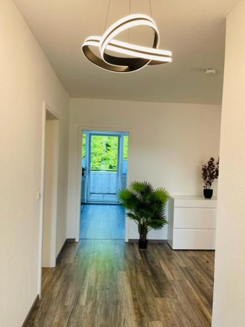 Apartment 160Qm 5 Schlafzimmer 1 Wohnzimmer Terrasse Und Balkon Wilhelmshaven Bagian luar foto