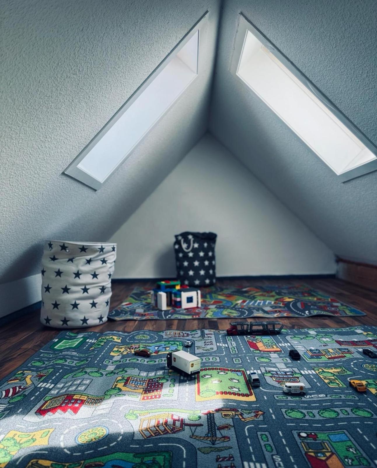 Apartment 160Qm 5 Schlafzimmer 1 Wohnzimmer Terrasse Und Balkon Wilhelmshaven Bagian luar foto